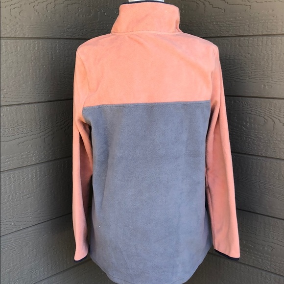 Entro Fuzzy Pull Over - Picture 4 of 5